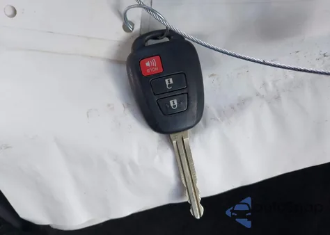 2013 Toyota Rav4 Xle z USA, uszkodzony, nr VIN 2T3RFREV1DW039339